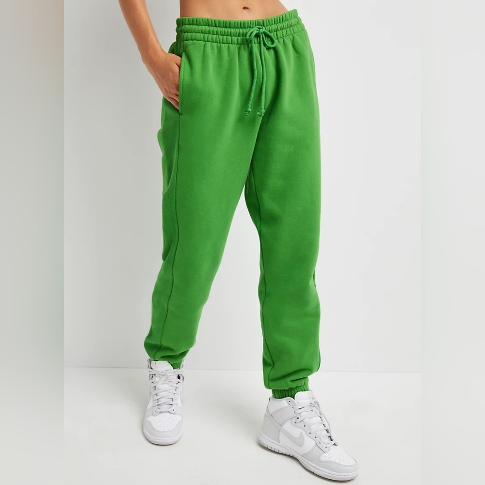 TNA Cozy Fleece Boyfriend Sweatpant